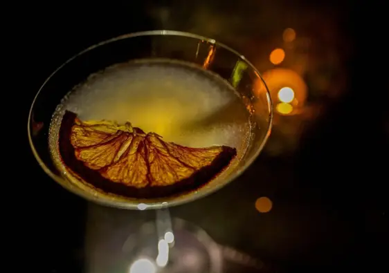 10 cocktailbarer i Bilbao med vinyl-dj efter kl. 22