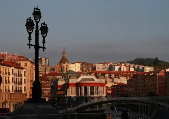 7 LGBTQ+-venlige barer i Bilbao, der har åbent efter midnat