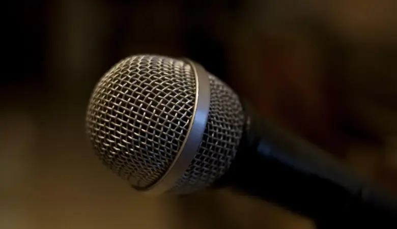 Hvor kan man synge karaoke i Bilbao efter kl. 23?