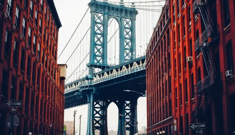 Hvornår åbner Deusto-broen for skibe?