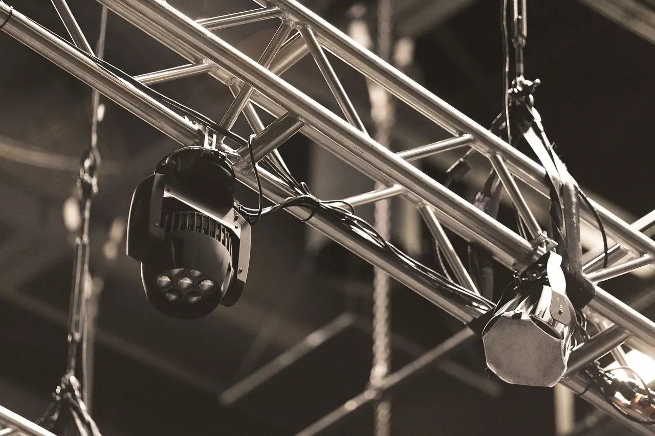 Medvirkende i Og Så Er Der Bal Bagefter